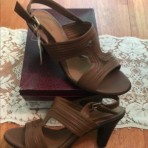 Beautiful Cognac Double strap open toe heel!!